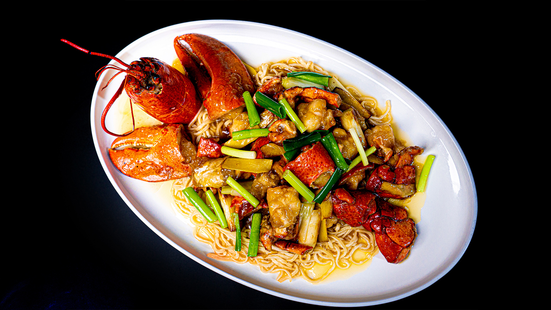 Saute lobster with ginger and scallion